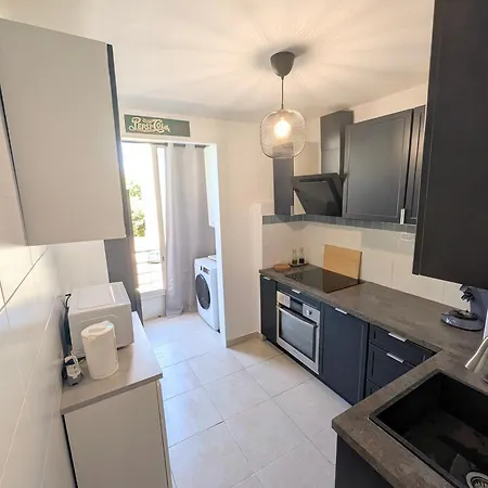 Centre, Joli 3 Pieces Appartement *